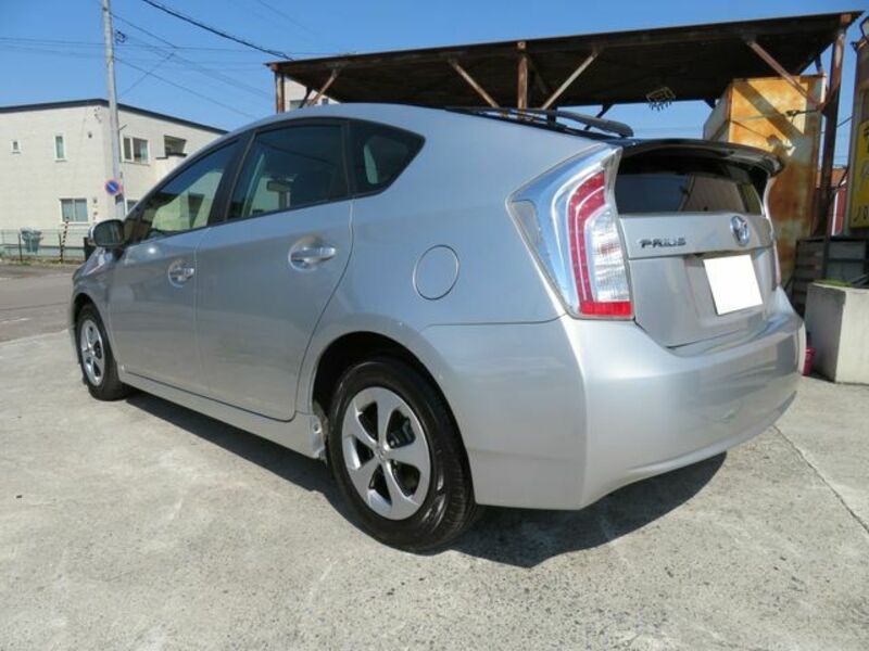 PRIUS-7