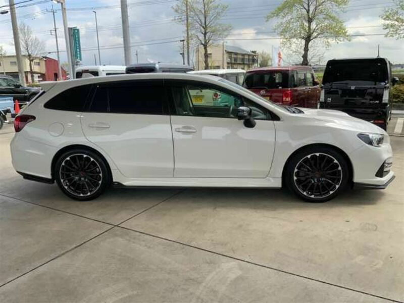 LEVORG-6