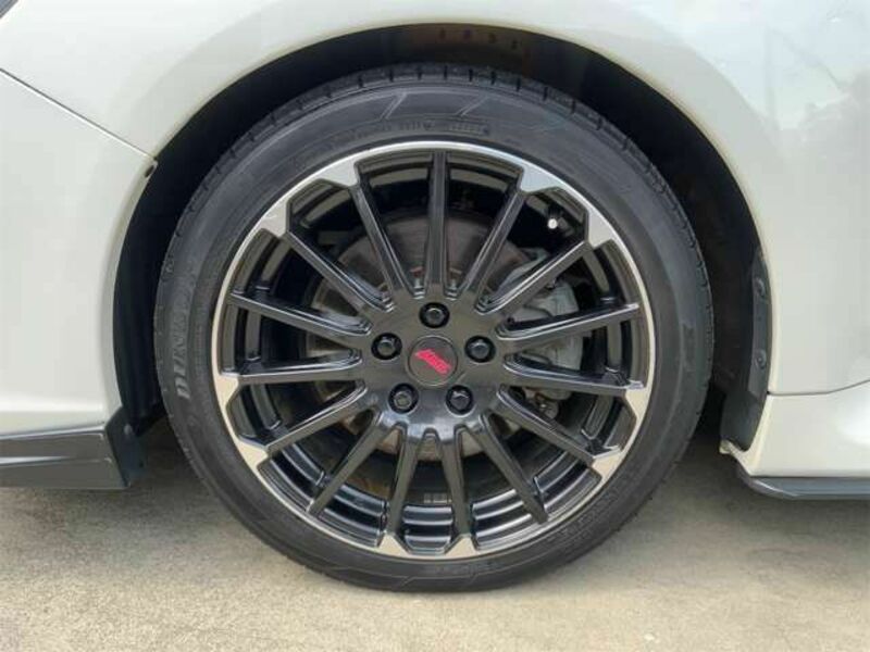 LEVORG-11