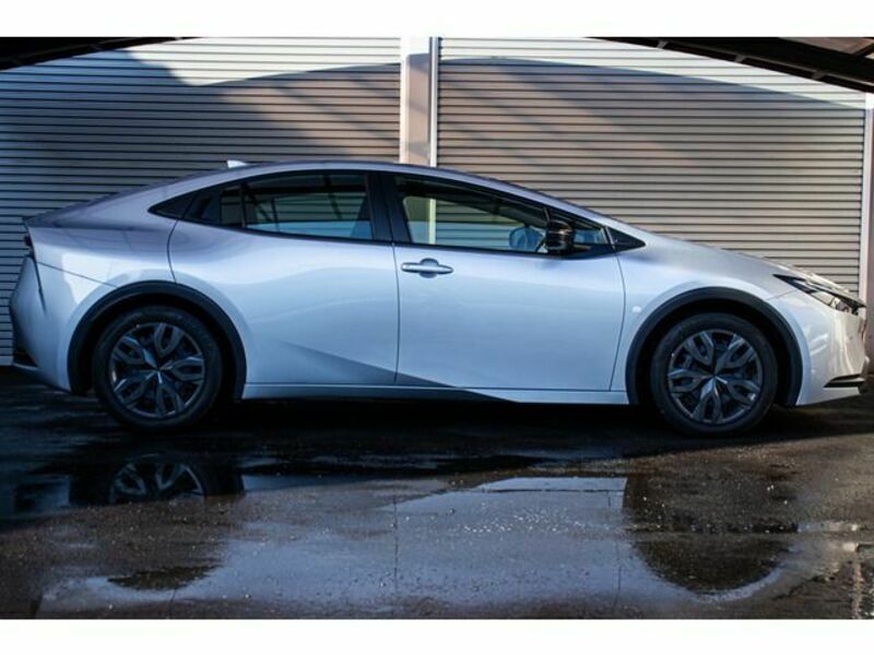 PRIUS-7