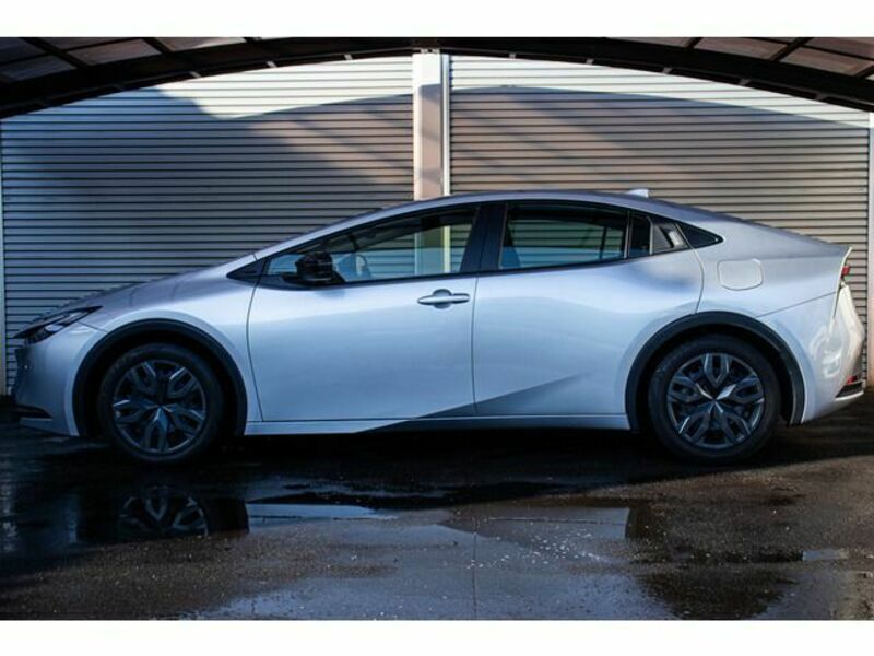 PRIUS-10