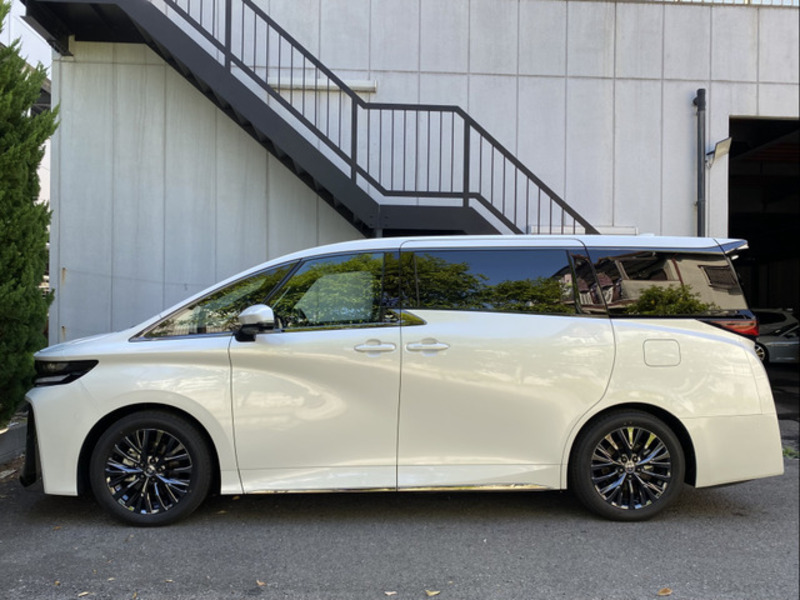VELLFIRE-7