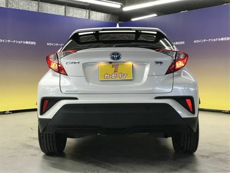 C-HR-6