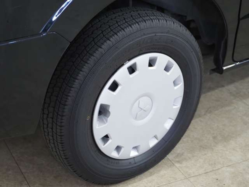 MINICAB VAN