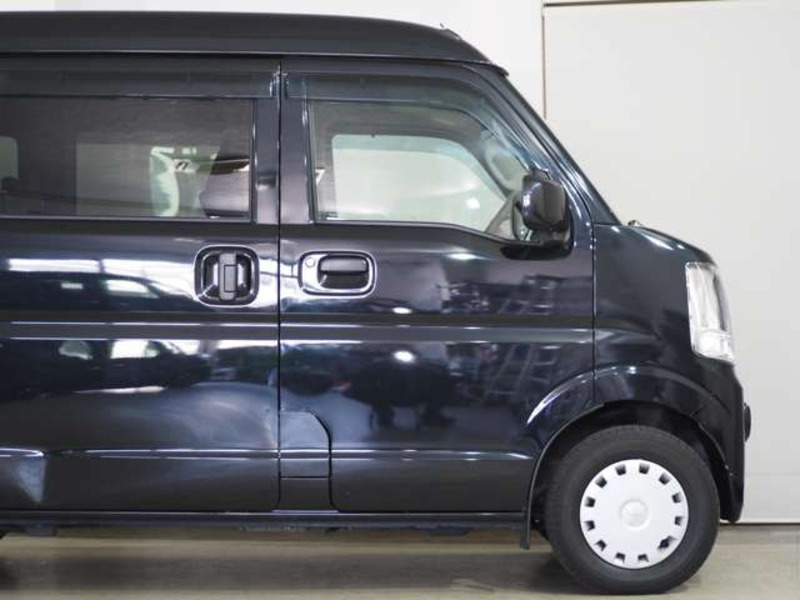 MINICAB VAN