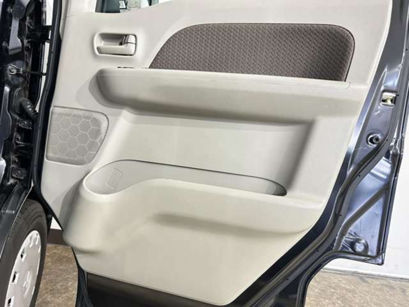 MINICAB VAN