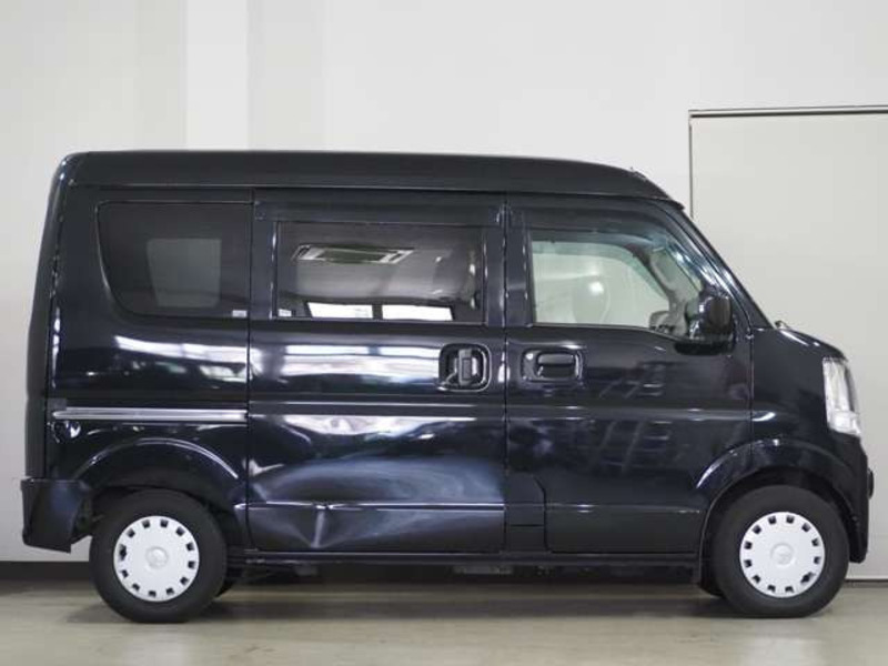 MINICAB VAN