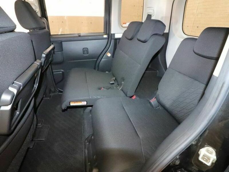 ROOMY-10