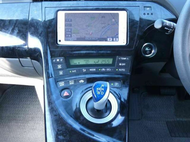 PRIUS-2