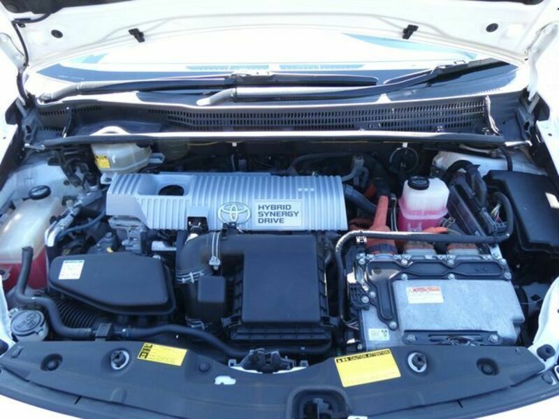 PRIUS-26