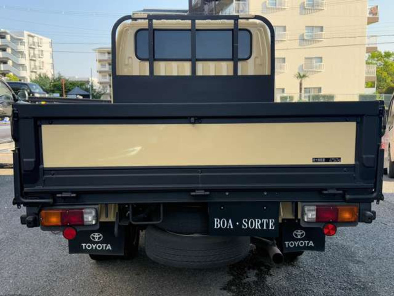 DYNA-11