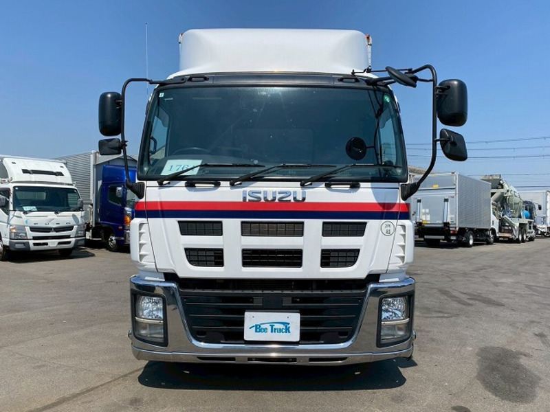 GIGA-10