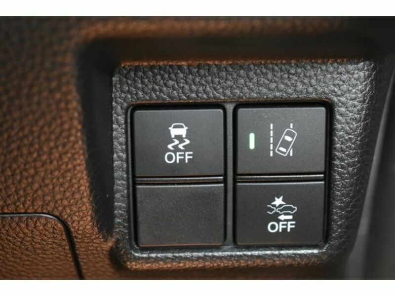 N BOX CUSTOM-19