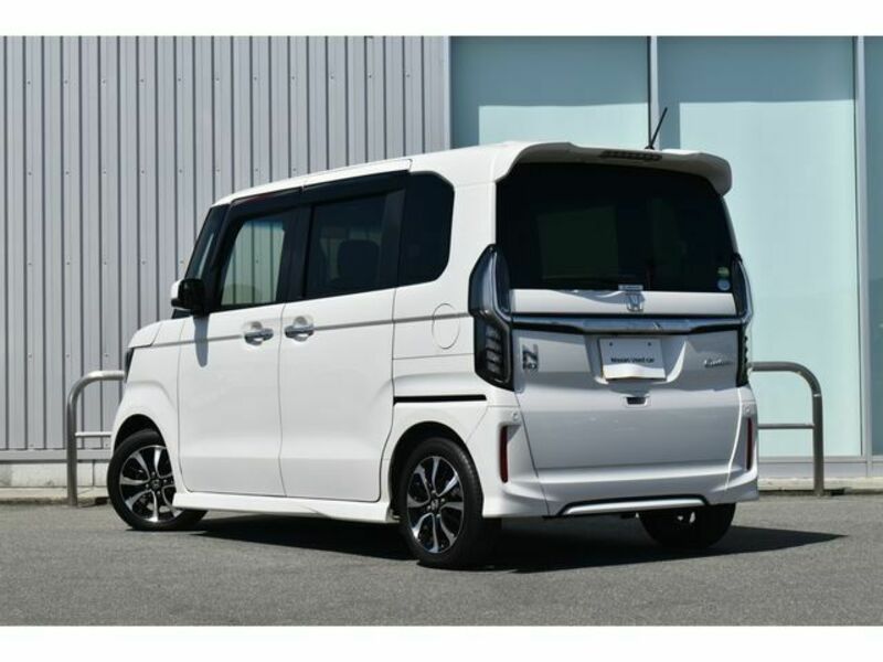 N BOX CUSTOM-24