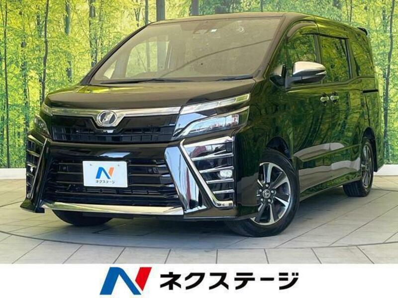 TOYOTA　VOXY