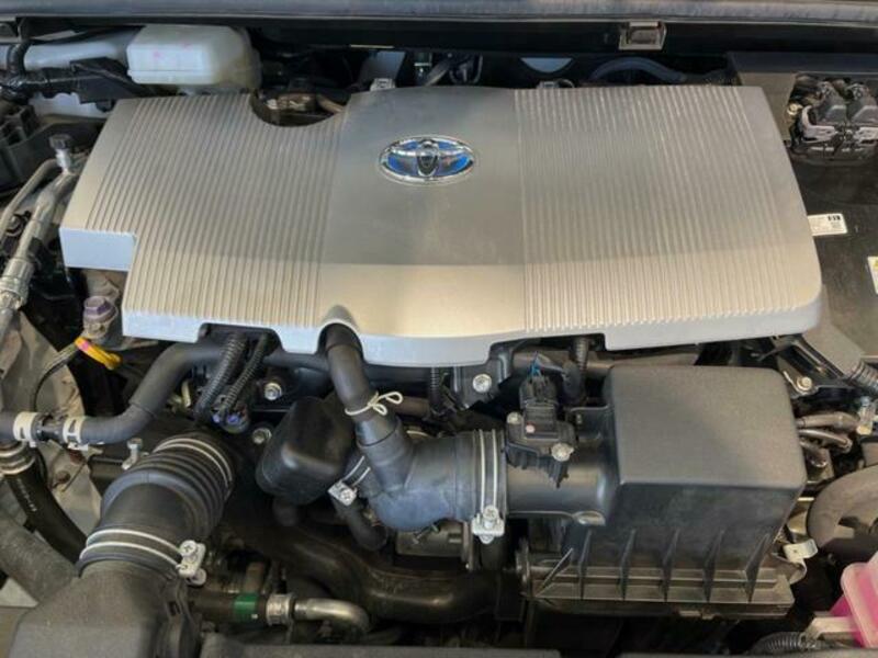 PRIUS-17