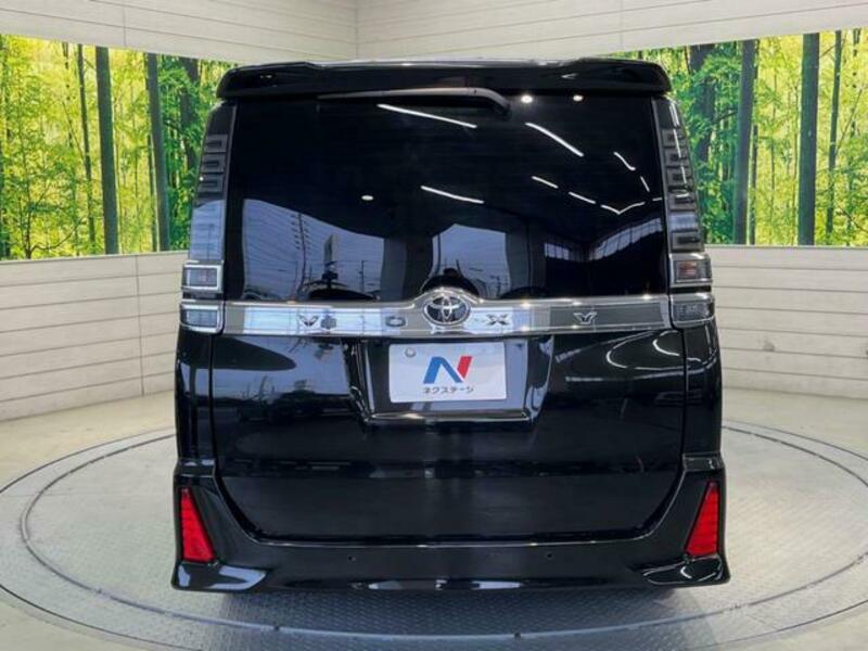 VOXY-16