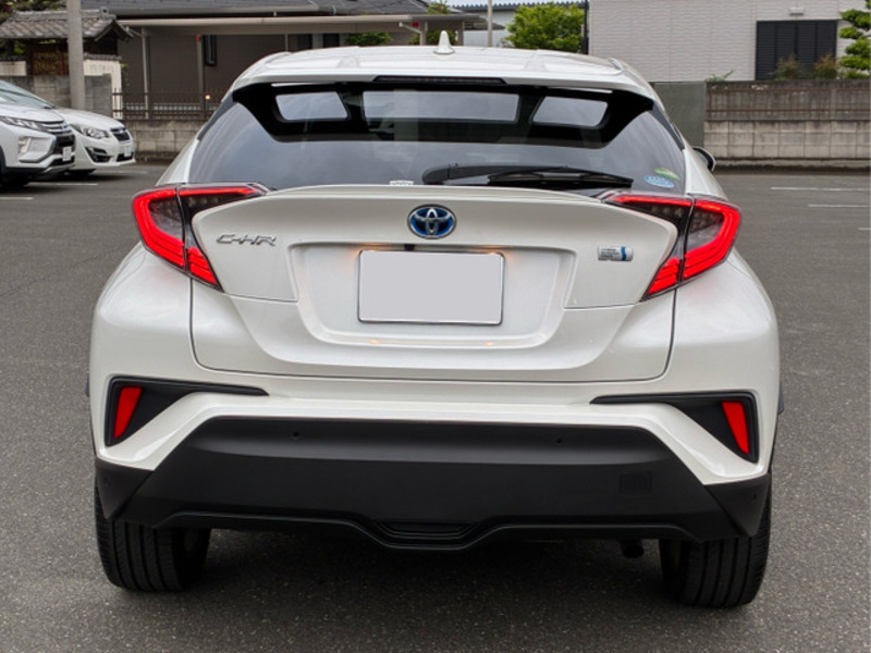 C-HR-4
