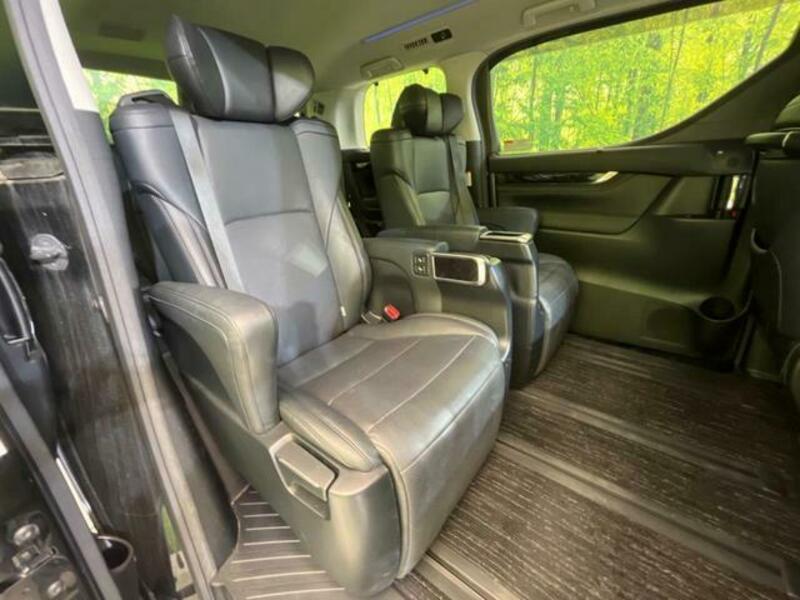 ALPHARD-8