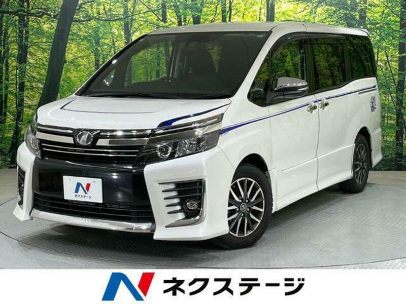 TOYOTA　VOXY