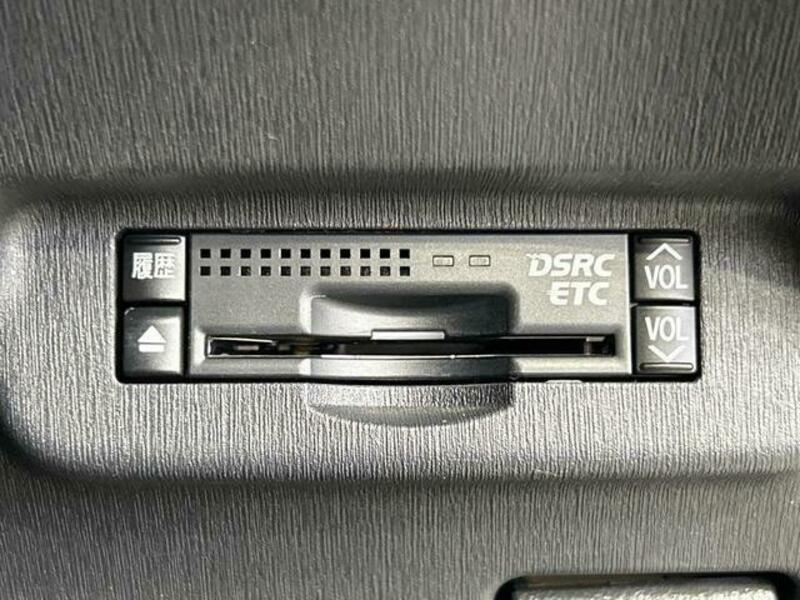 PRIUS PHV-6