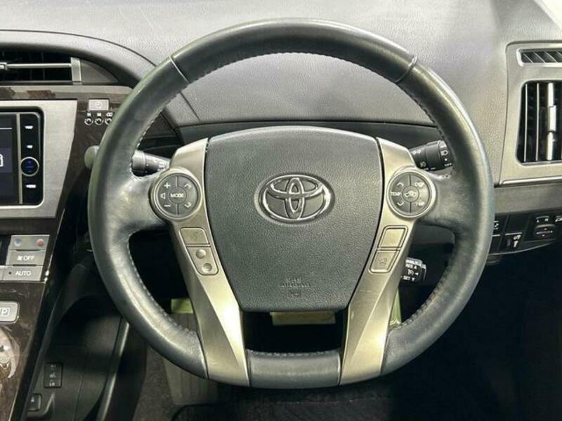 PRIUS PHV-10