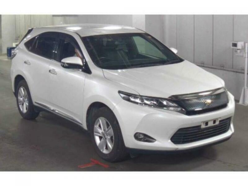 TOYOTA　HARRIER
