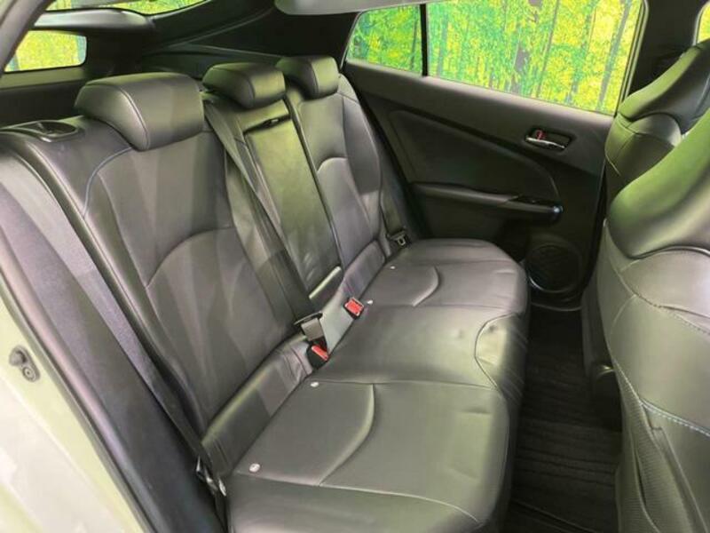 PRIUS-8