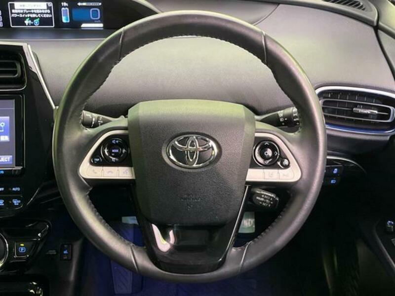PRIUS-10
