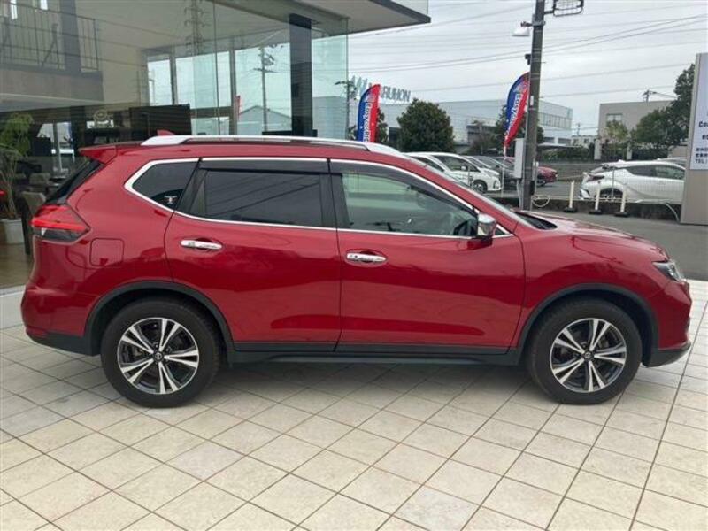 X-TRAIL-5