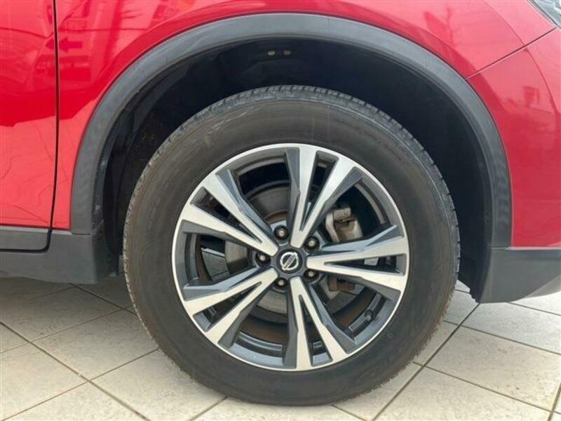 X-TRAIL-9