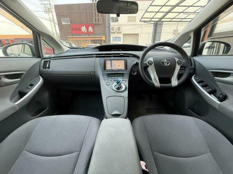 PRIUS-5