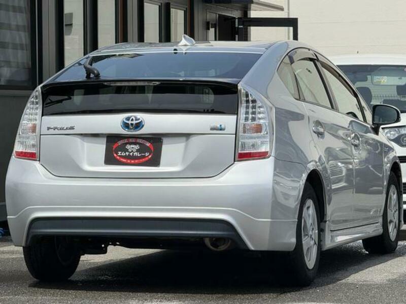 PRIUS-2