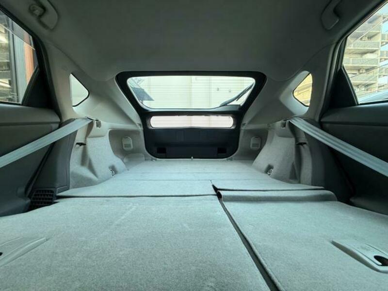 PRIUS-13