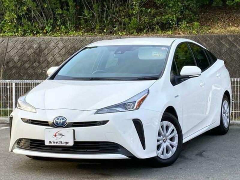 TOYOTA　PRIUS