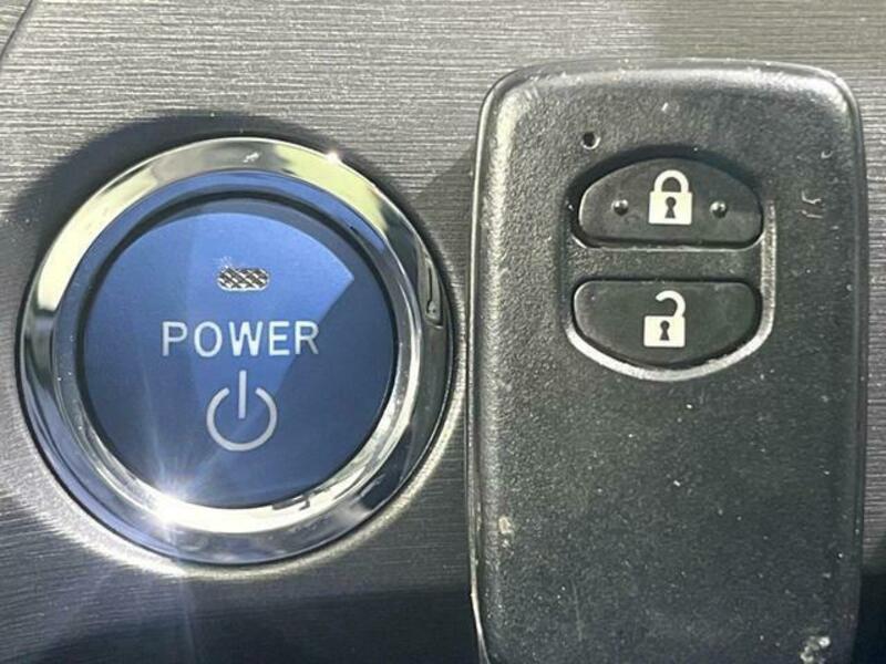PRIUS-6