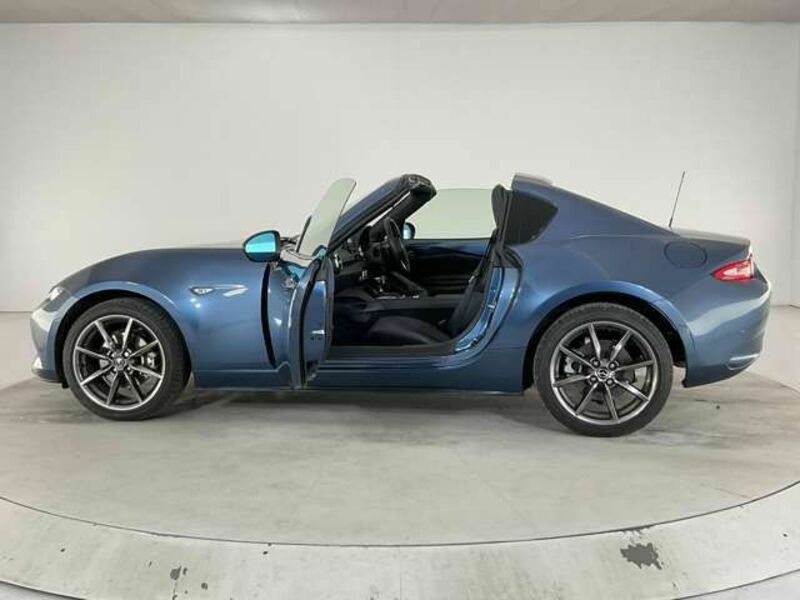 ROADSTER RF-6