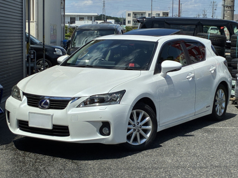 LEXUS　CT