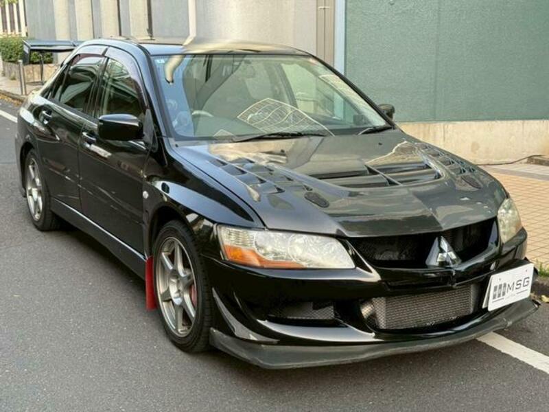 MITSUBISHI　LANCER