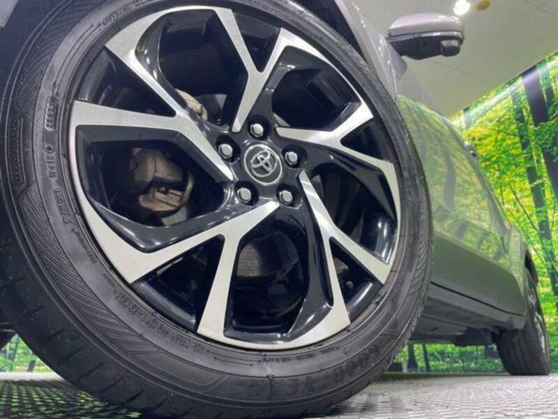 C-HR-12