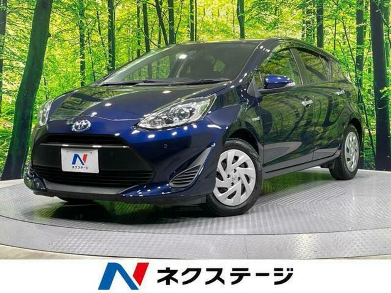TOYOTA　AQUA