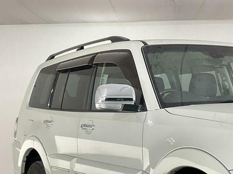 PAJERO-4