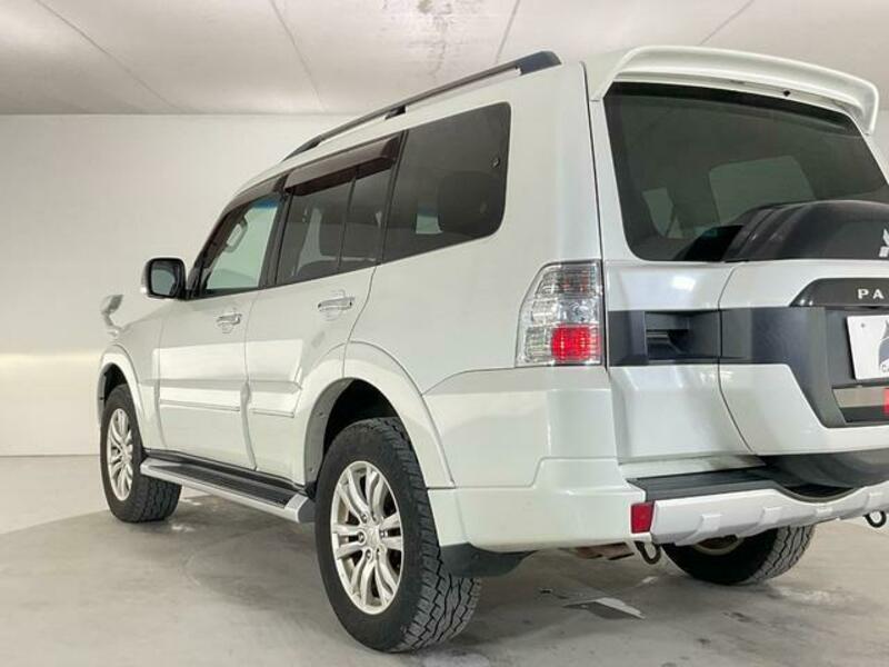 PAJERO-7