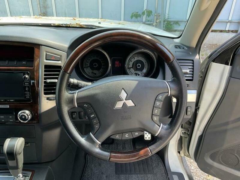 PAJERO-13