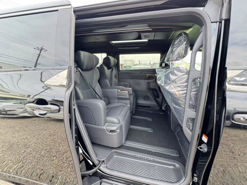 VELLFIRE-11
