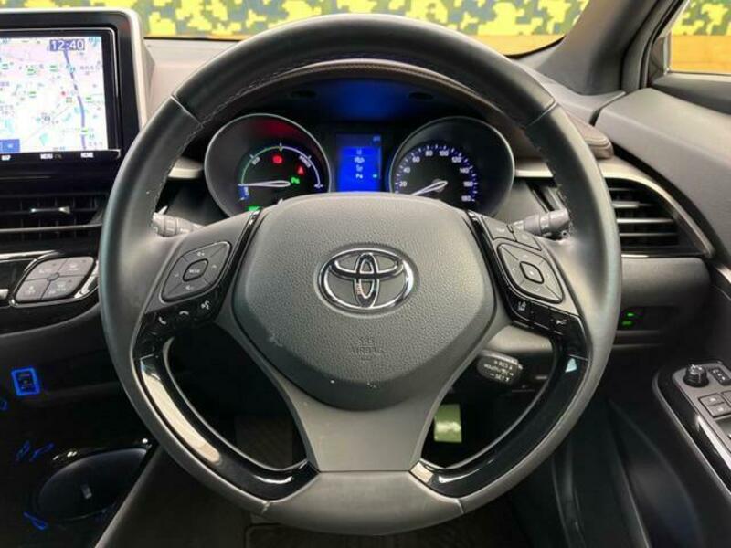 C-HR-10