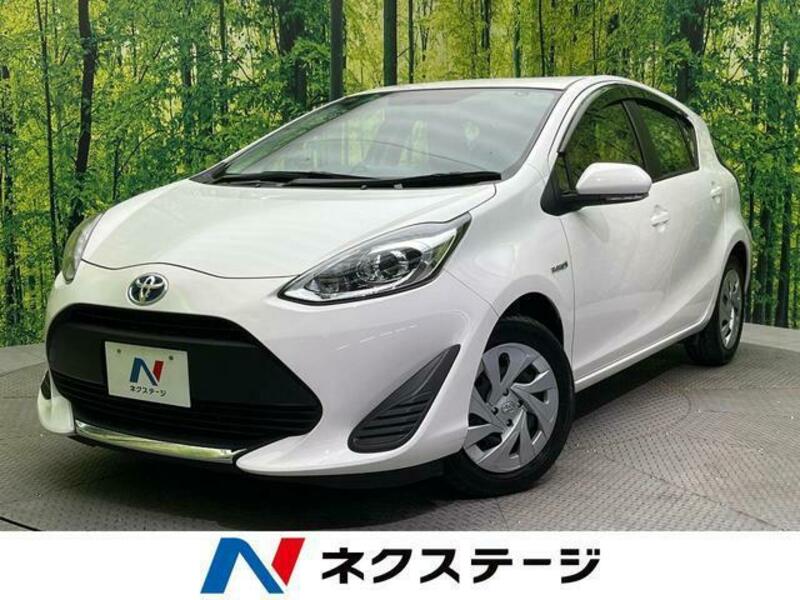 TOYOTA　AQUA