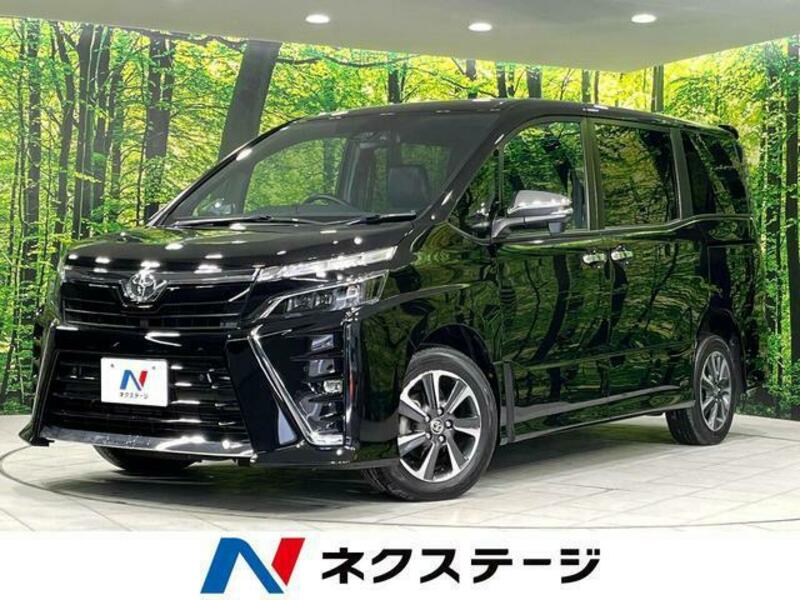 TOYOTA　VOXY