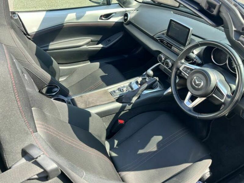 ROADSTER-3