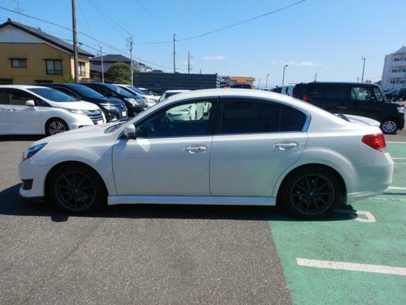 LEGACY B4